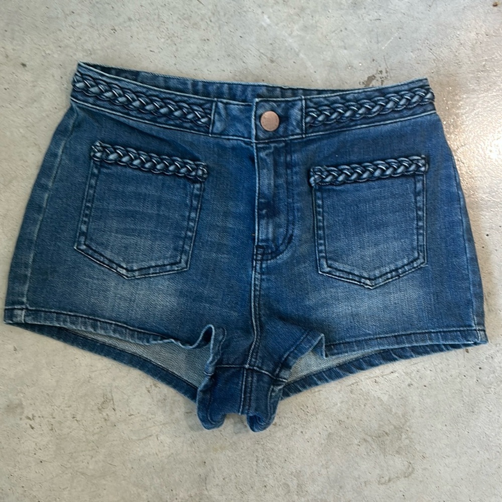 House of Harlow High Rise Denim Short Size 28- fit like a 26.